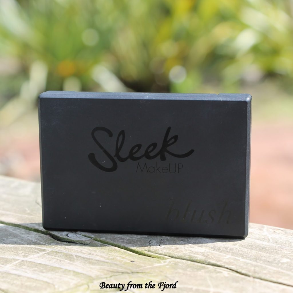 Sleek Makeup Blush in Life’s a Peach Review and Swatches