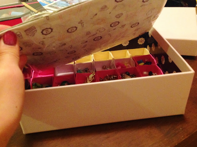 Glossybox DIY Idea 1 - Earring Storage box step by step 