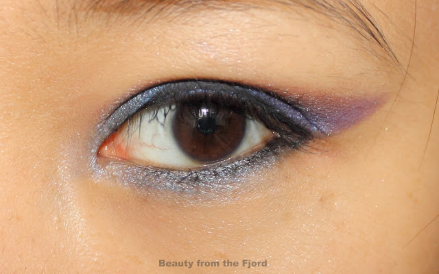 Maybelline Eyestudio Color Tattoo in Everlasting Navy Review and Swatches (+bonus look)