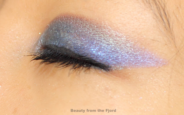 Maybelline Eyestudio Color Tattoo in Everlasting Navy Review and Swatches (+bonus look)