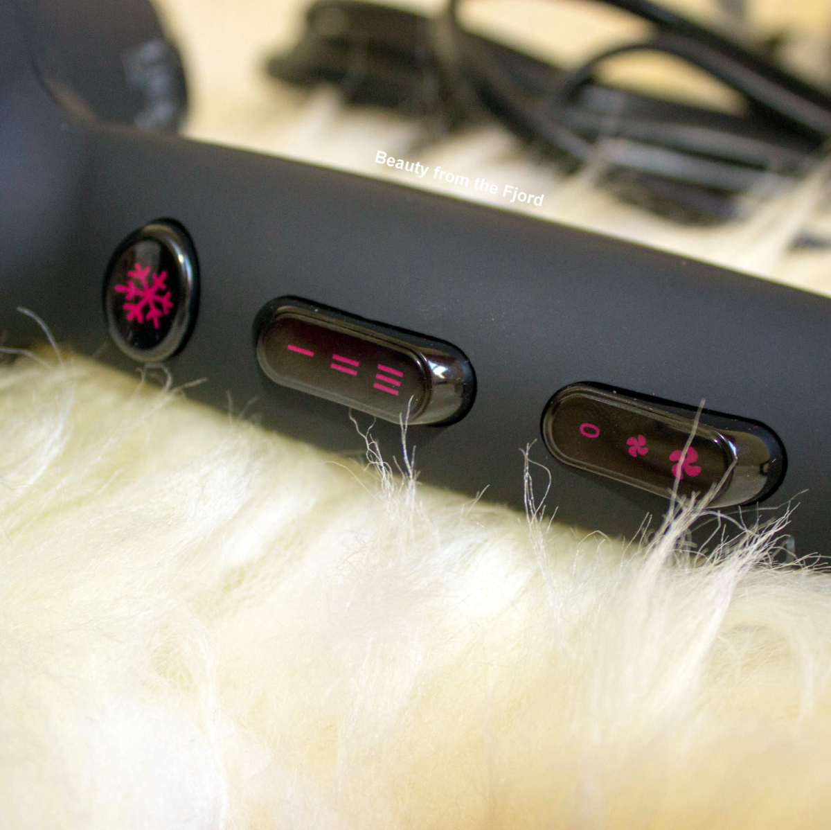 THX Total Hair Experts Sleek & Chic AC Dryer Review THX Total Hair Experts Sleek & Chic AC Dryer Review