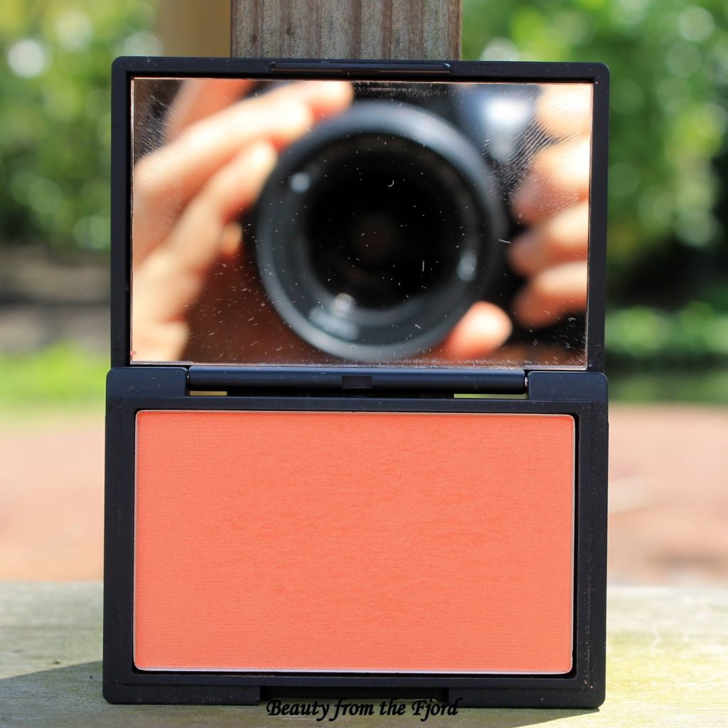 Sleek Makeup Blush in Life's a Peach Review and Swatches