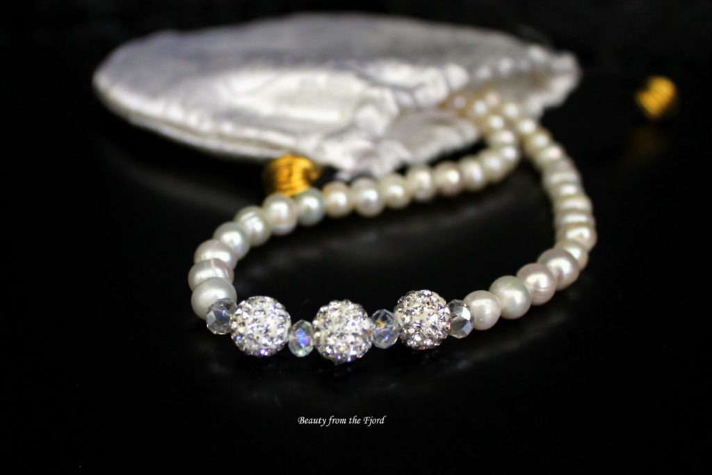 Giveaway: Freshwater Pearl Necklace with Crystal Elements