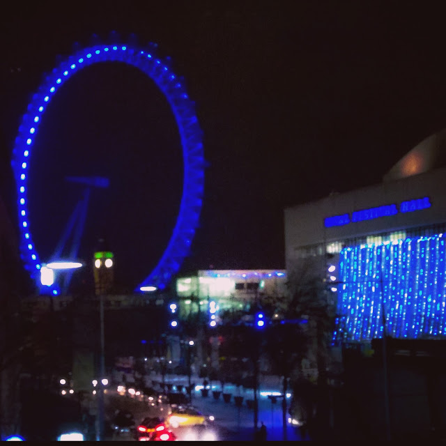 Instagram Photography Tour with Joe Bloggers and Best London Walks review - #giffgaffsnaps. Night time view of the London Eye