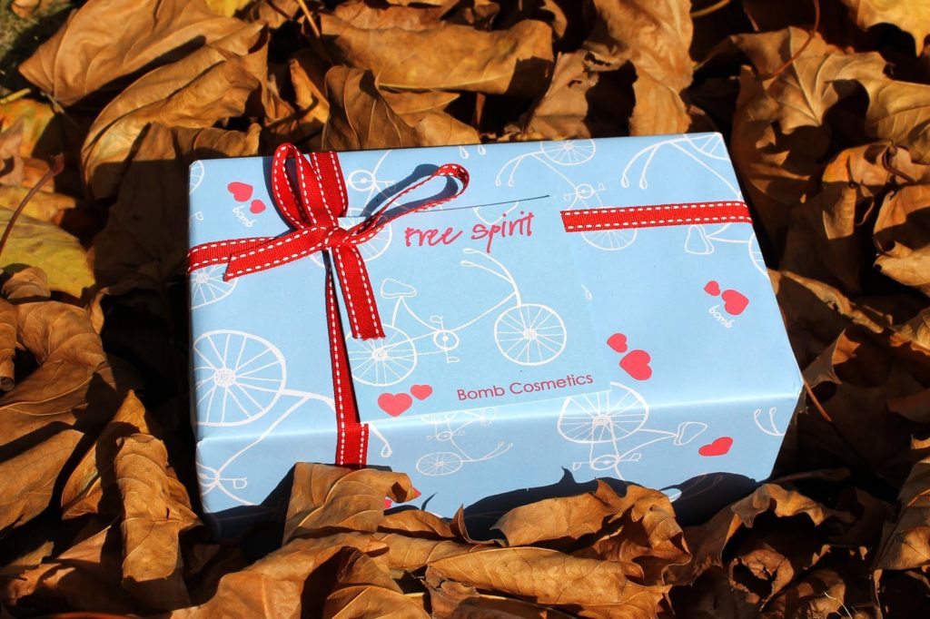 Bomb Cosmetics Free Spirit Gift Pack Review 