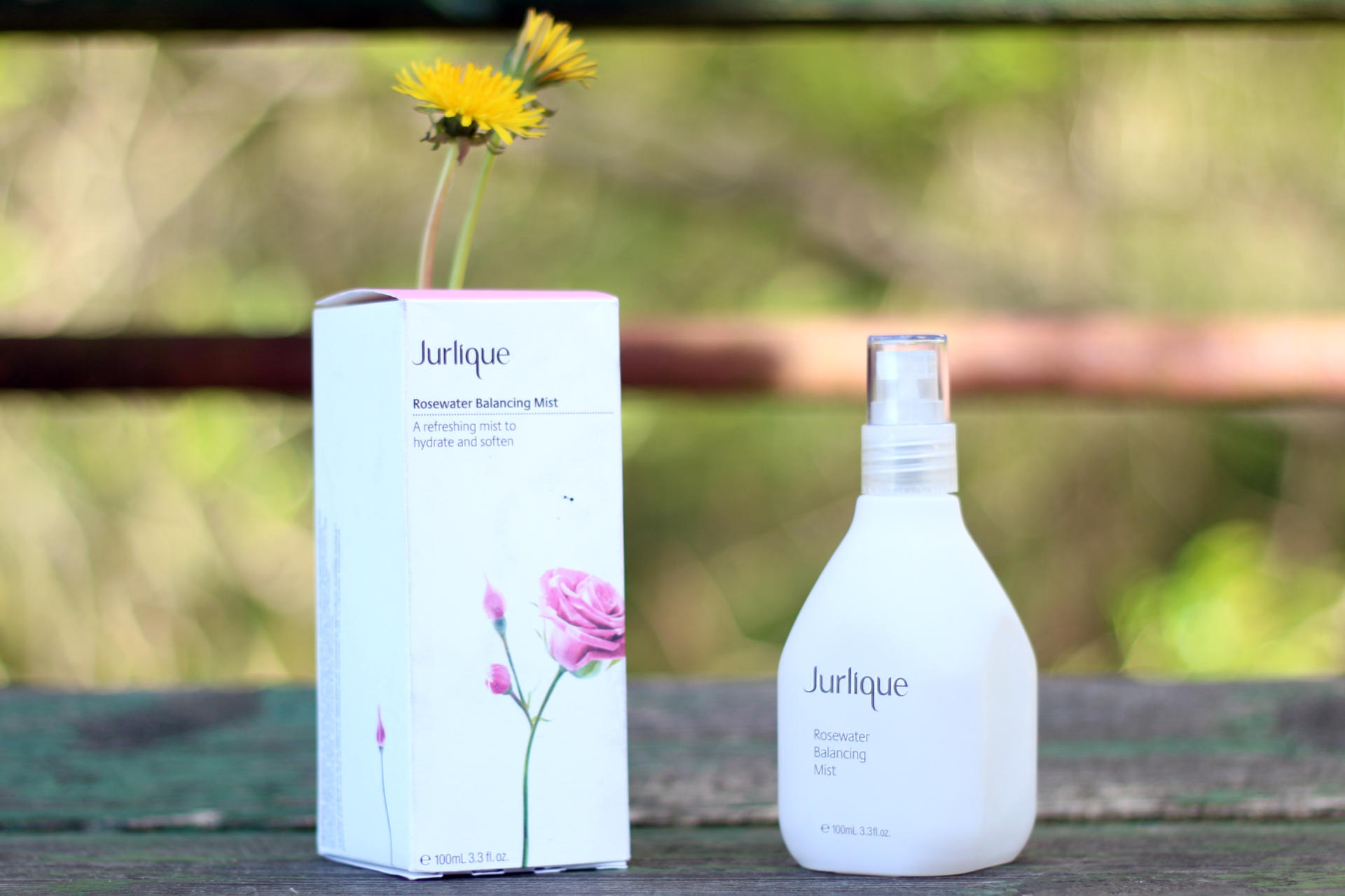 Jurlique Rosewater Balancing Mist 1 Jurlique Rosewater Balancing Mist Review
