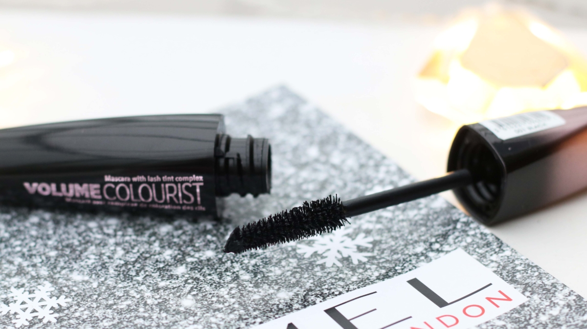 Get Ready with Rimmel London For Valentine's Day: Rimmel Volume Colourist Mascara Review